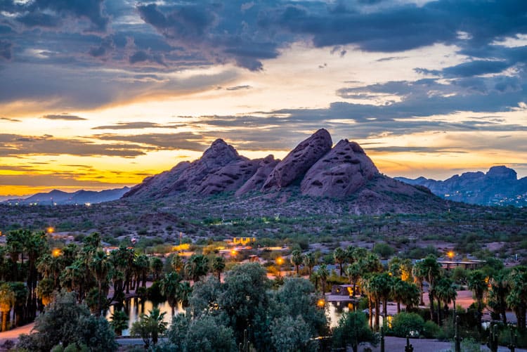 camelback mountain phoenix arizona