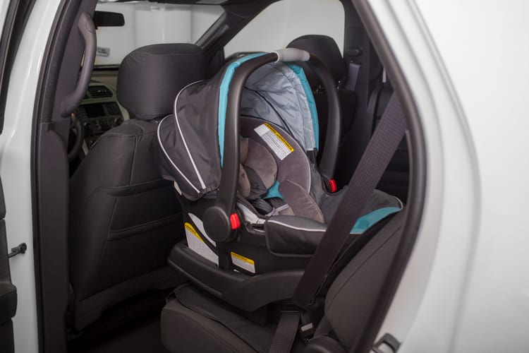 how to clean between the seats in your car