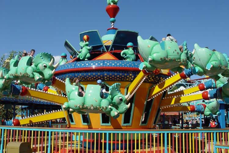 Triceratop Spin: A Prehistoric Carnival Ride