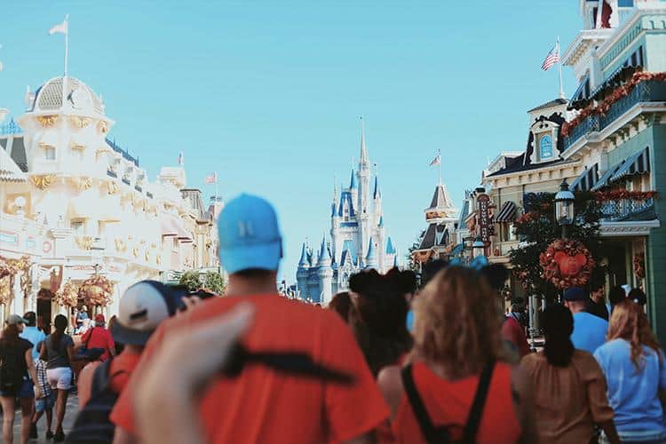 La Mejor Manera De Ahorrar Dinero En Los Viajes A Resorts De Disney